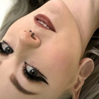 Hat jemand etwas von der hübschen lilghoul? Nude