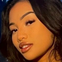 Louaira Nude